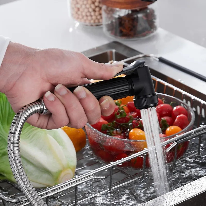 Mitigeur de cuisine avec douchette extractible noir