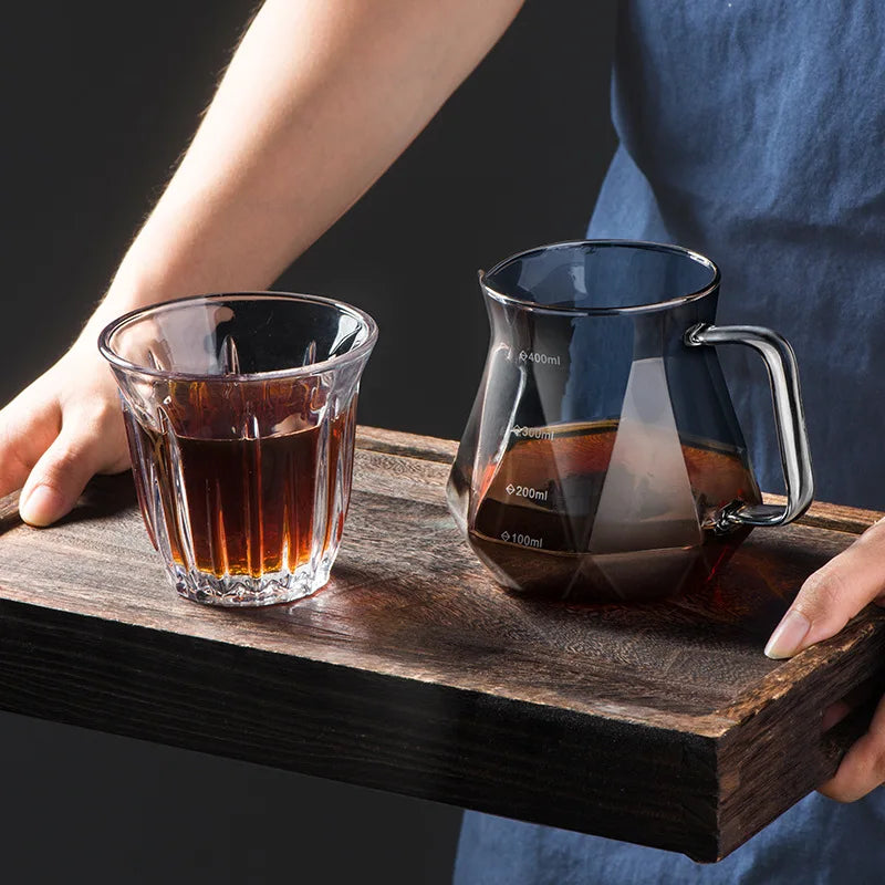 Carafe à café en verre avec tasse filtrante réutilisable