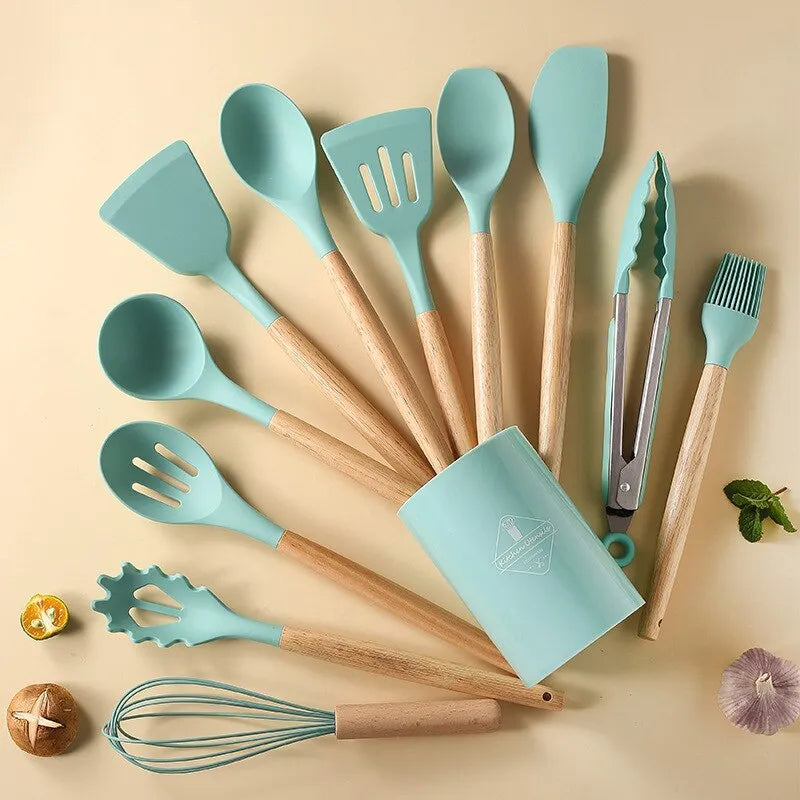 Ensemble de 12 ustensiles de cuisine en silicone avec manche en bois