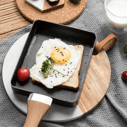 Poêle à omelette japonaise